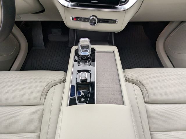 New 2026 Volvo XC90 B6 Ultra w/ Lounge Package image 20