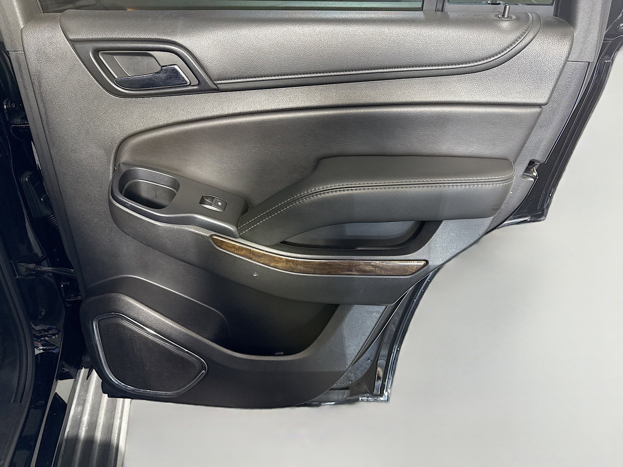 Used 2018 Chevrolet Tahoe LT RWD image 26