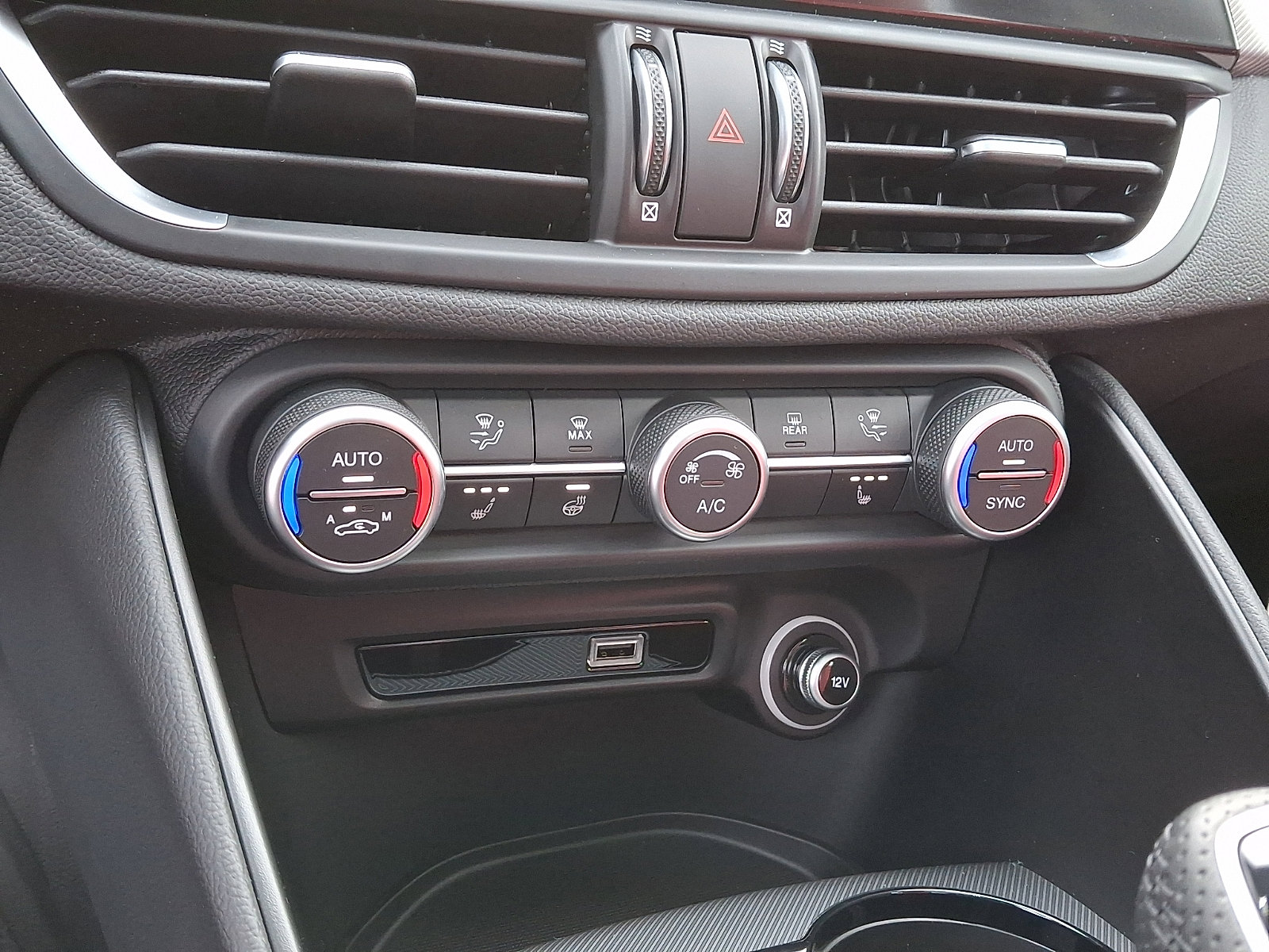 New 2026 Alfa Romeo Giulia AWD w/ Driving Assist Package image 12