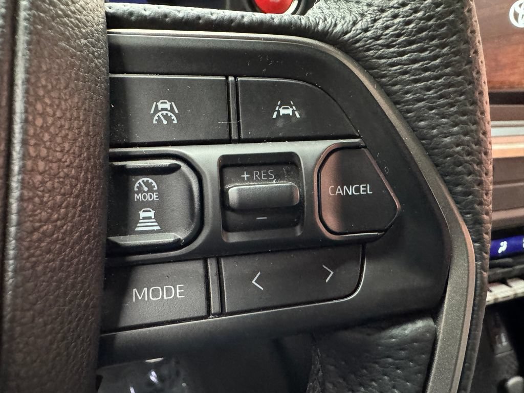 Used 2025 Toyota Tacoma TRD Sport AWD/4WD image 14