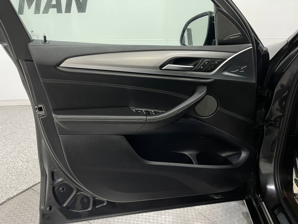 Used 2019 BMW X4 xDrive30i image 16