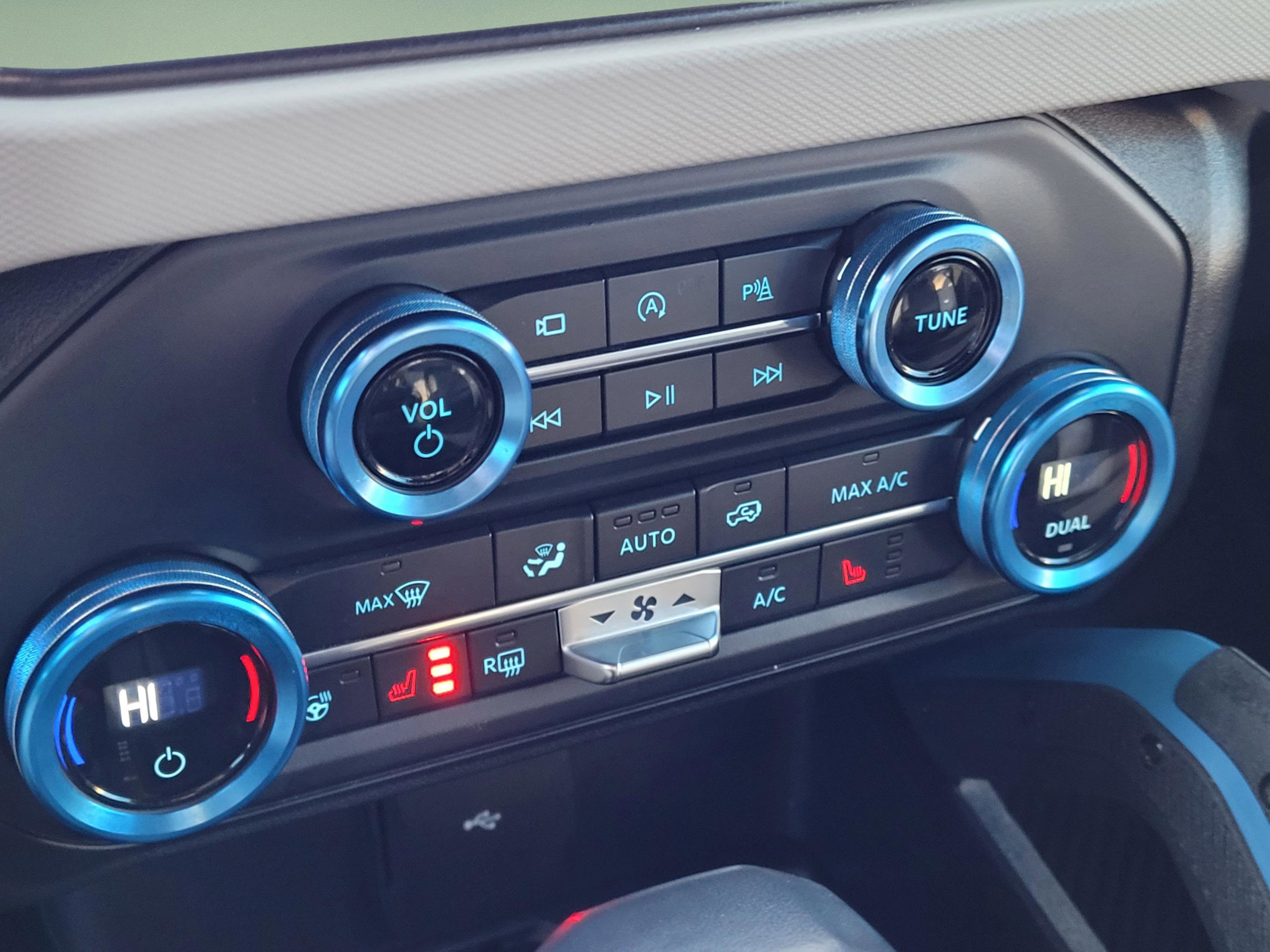 Used 2023 Ford Bronco Wildtrak image 22