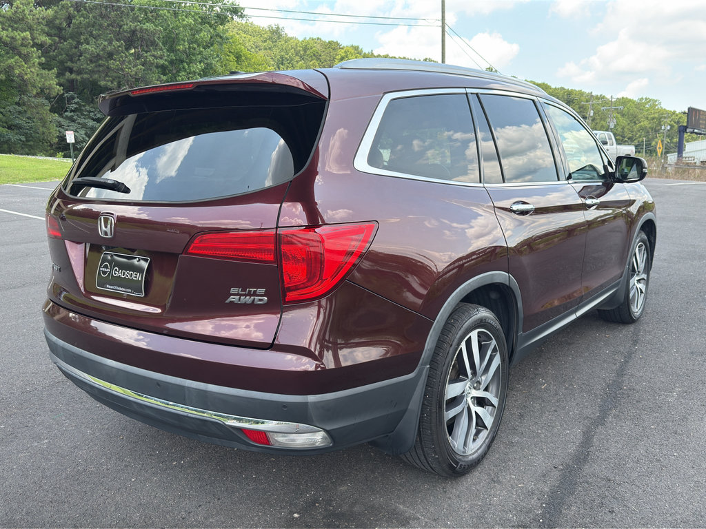Used 2017 Honda Pilot Elite image 3