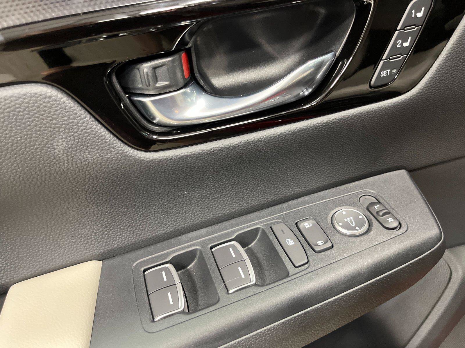New 2026 Honda CR-V EX-L image 13