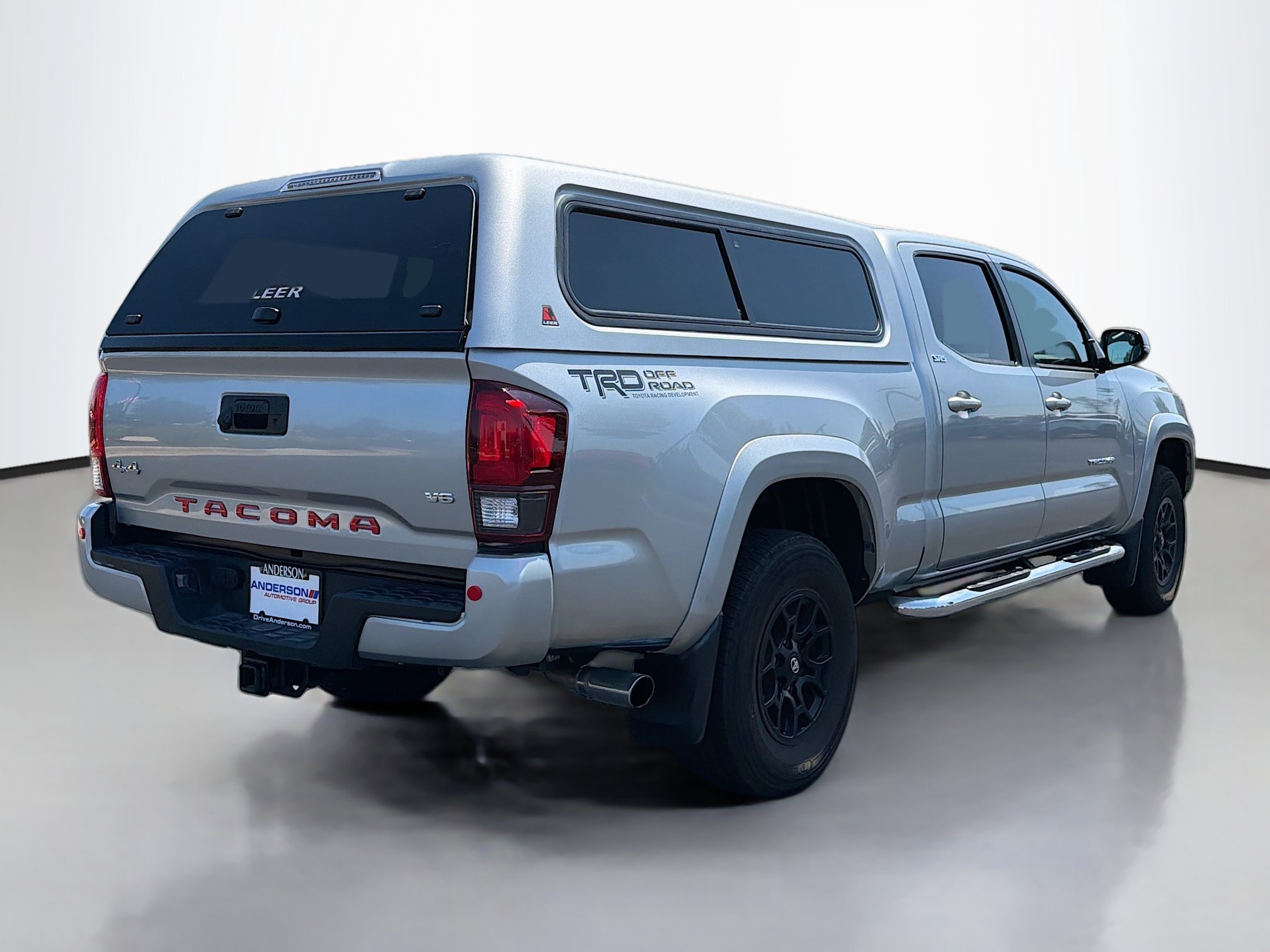 Certified 2022 Toyota Tacoma SR5 w/ Technology Package AWD/4WD image 2
