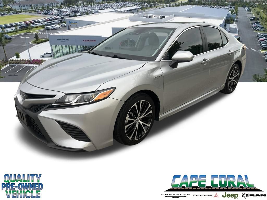 Used 2020 Toyota Camry SE