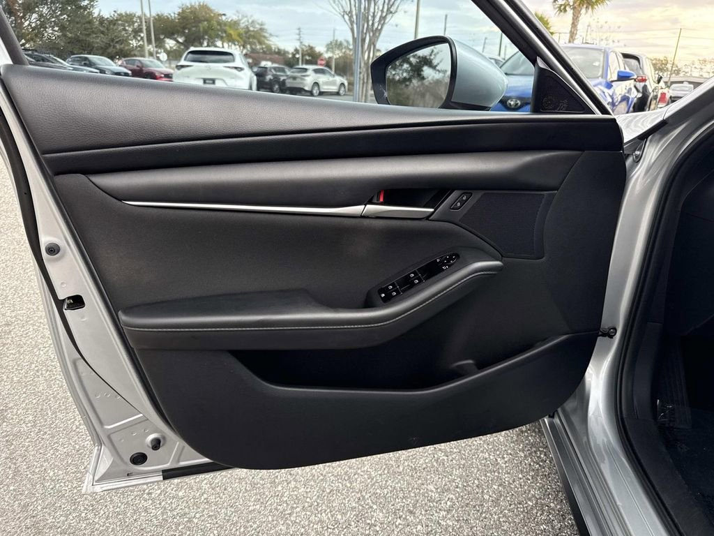 Used 2021 MAZDA MAZDA3 Sedan image 22