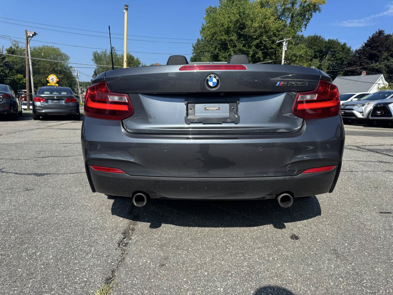 Used 2015 BMW M235i Convertible RWD image 11