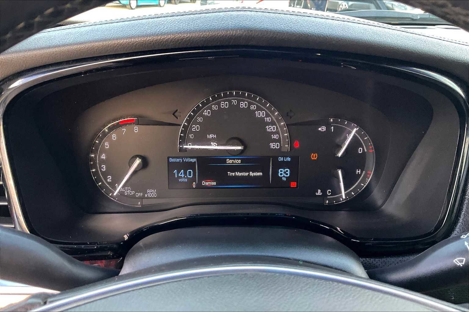 Used 2018 Cadillac XT5 Luxury w/ Driver Awareness Package image 41