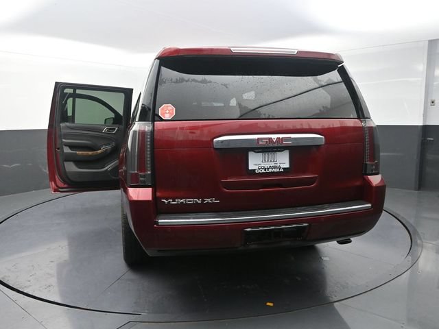 Used 2016 GMC Yukon XL Denali w/ Open Road Package AWD/4WD image 38