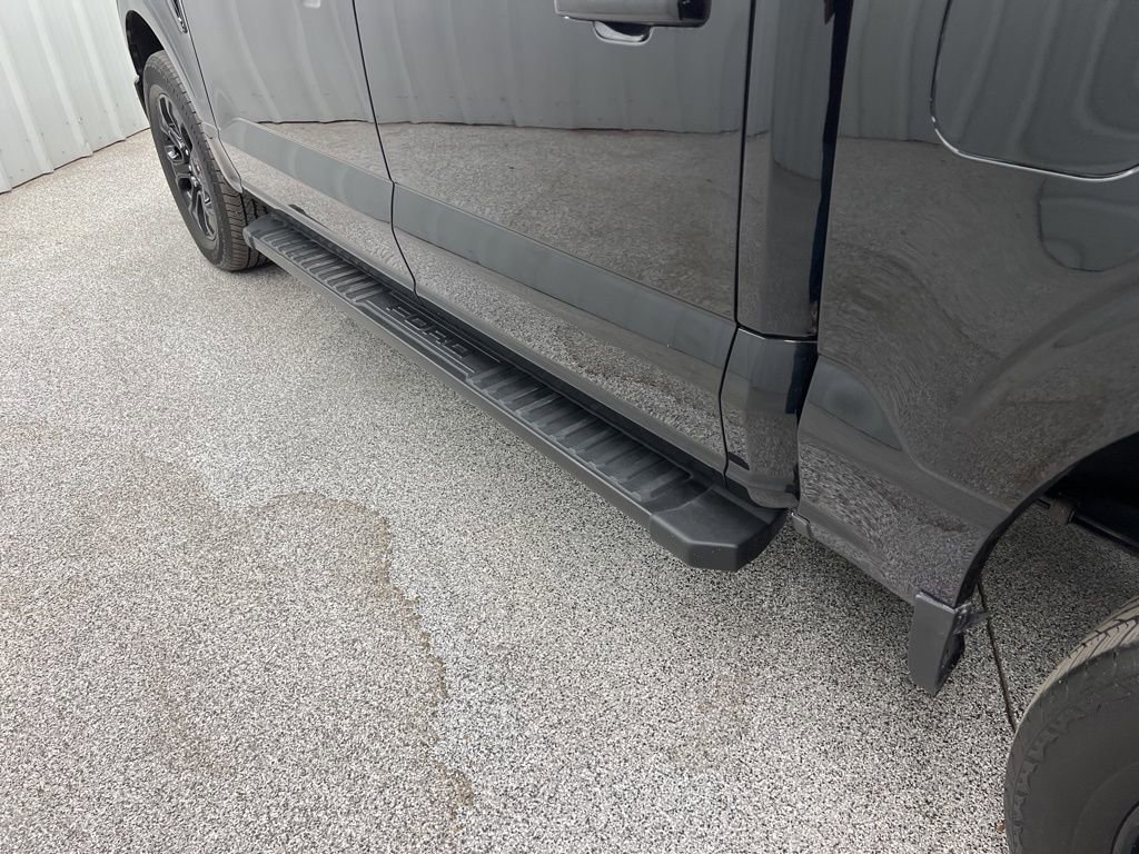 Used 2023 Ford F150 Lariat w/ Equipment Group 502A High image 9