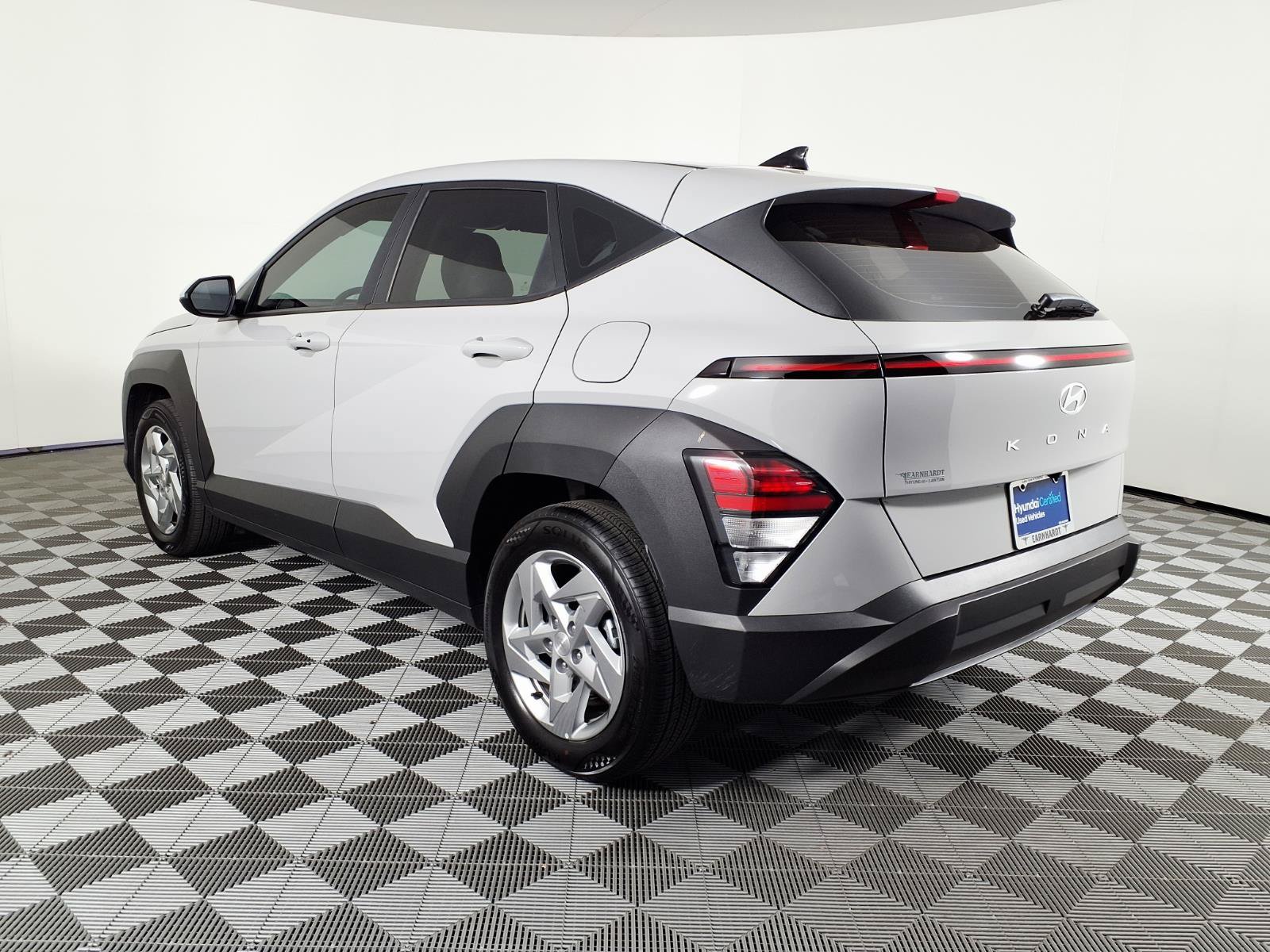 Certified 2026 Hyundai Kona SE FWD image 6