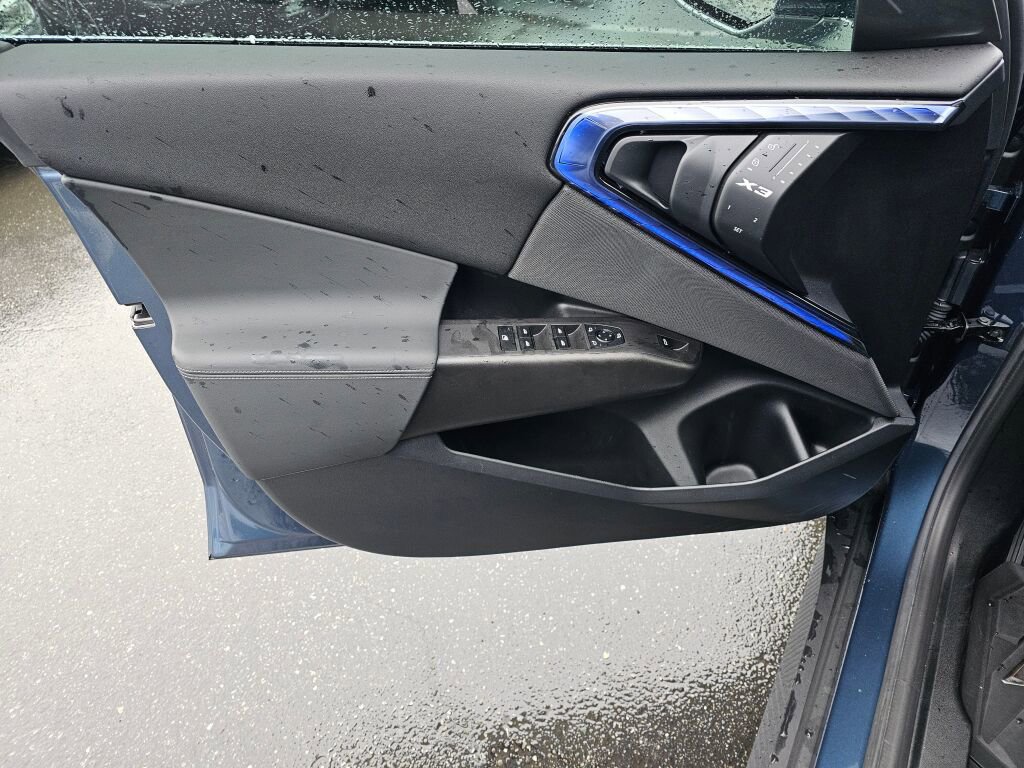 Used 2025 BMW X3 xDrive30i image 22