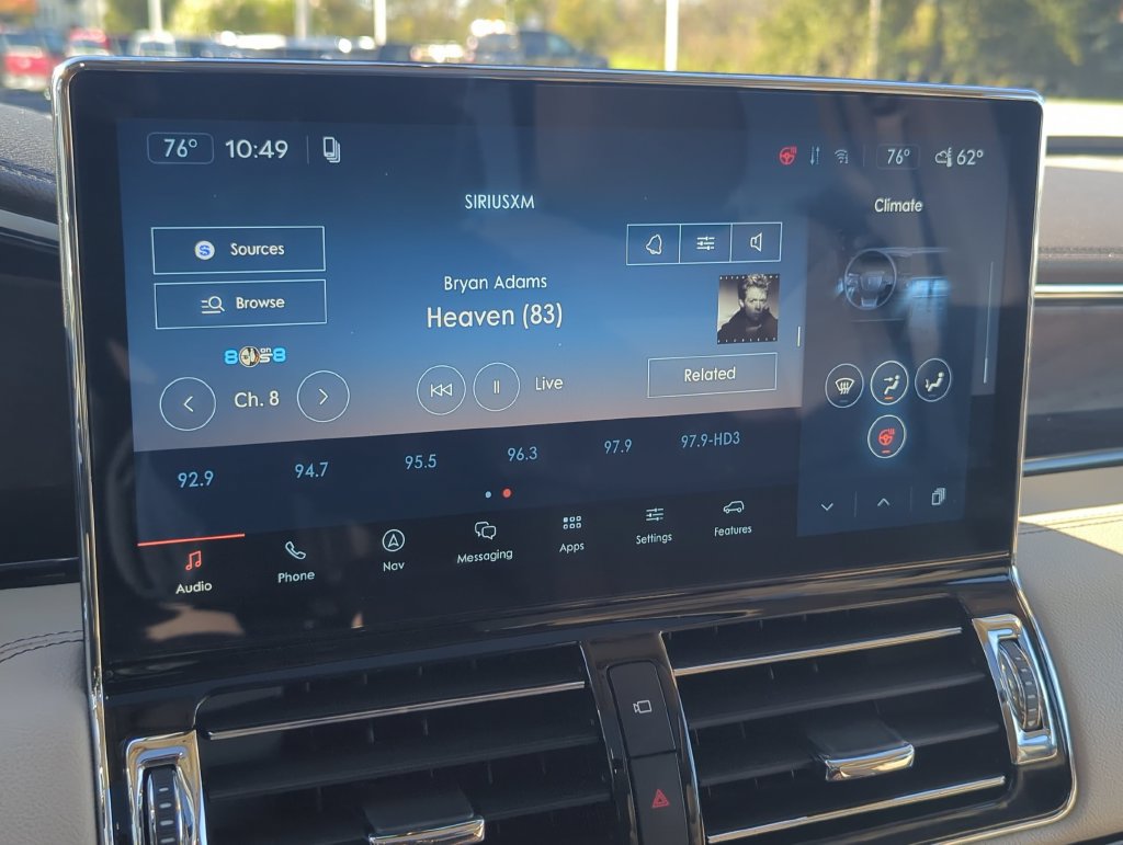 Used 2024 Lincoln Navigator Reserve AWD/4WD image 18