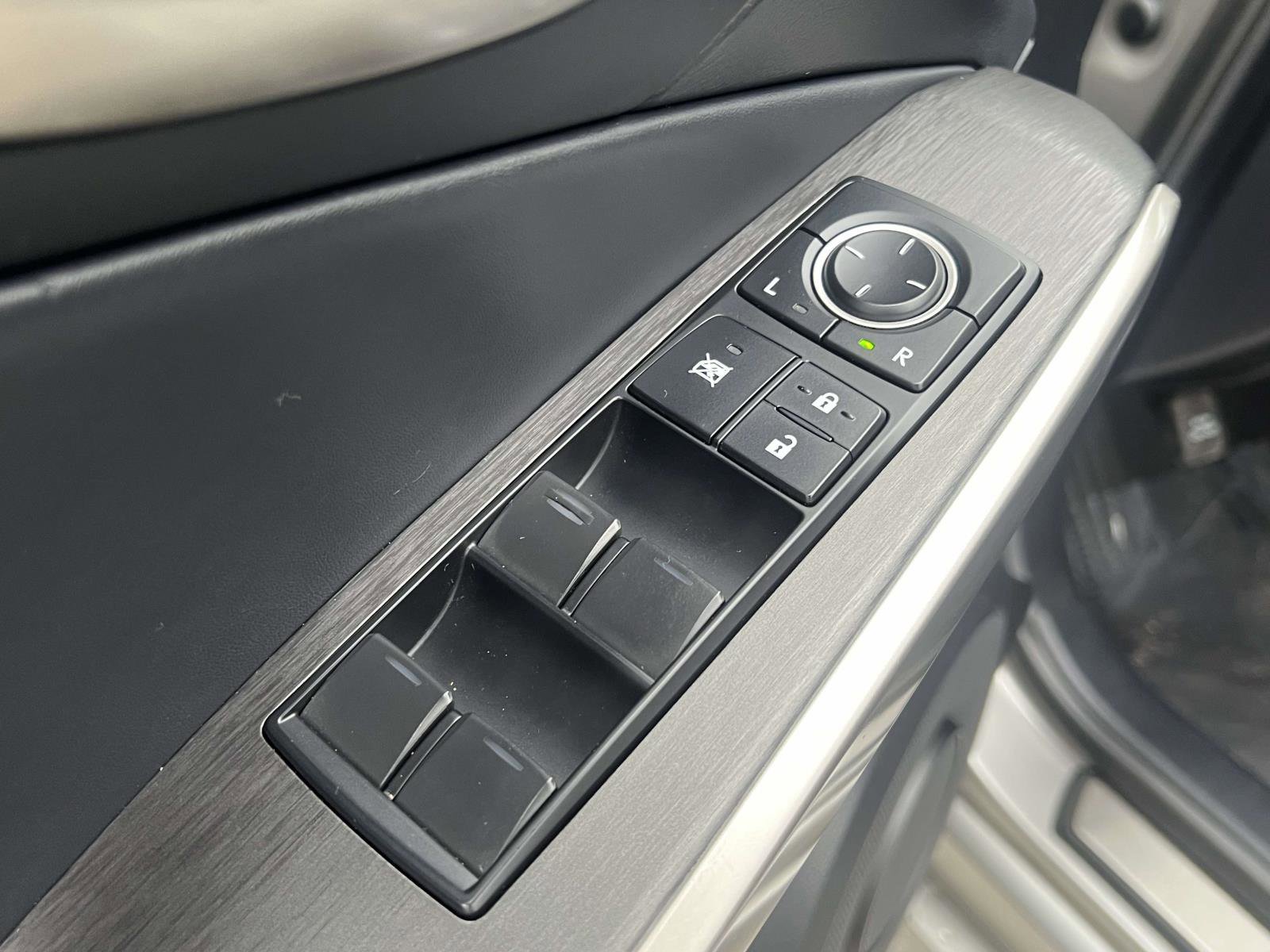 Used 2020 Lexus IS 350 F Sport w/ F Sport Package image 16