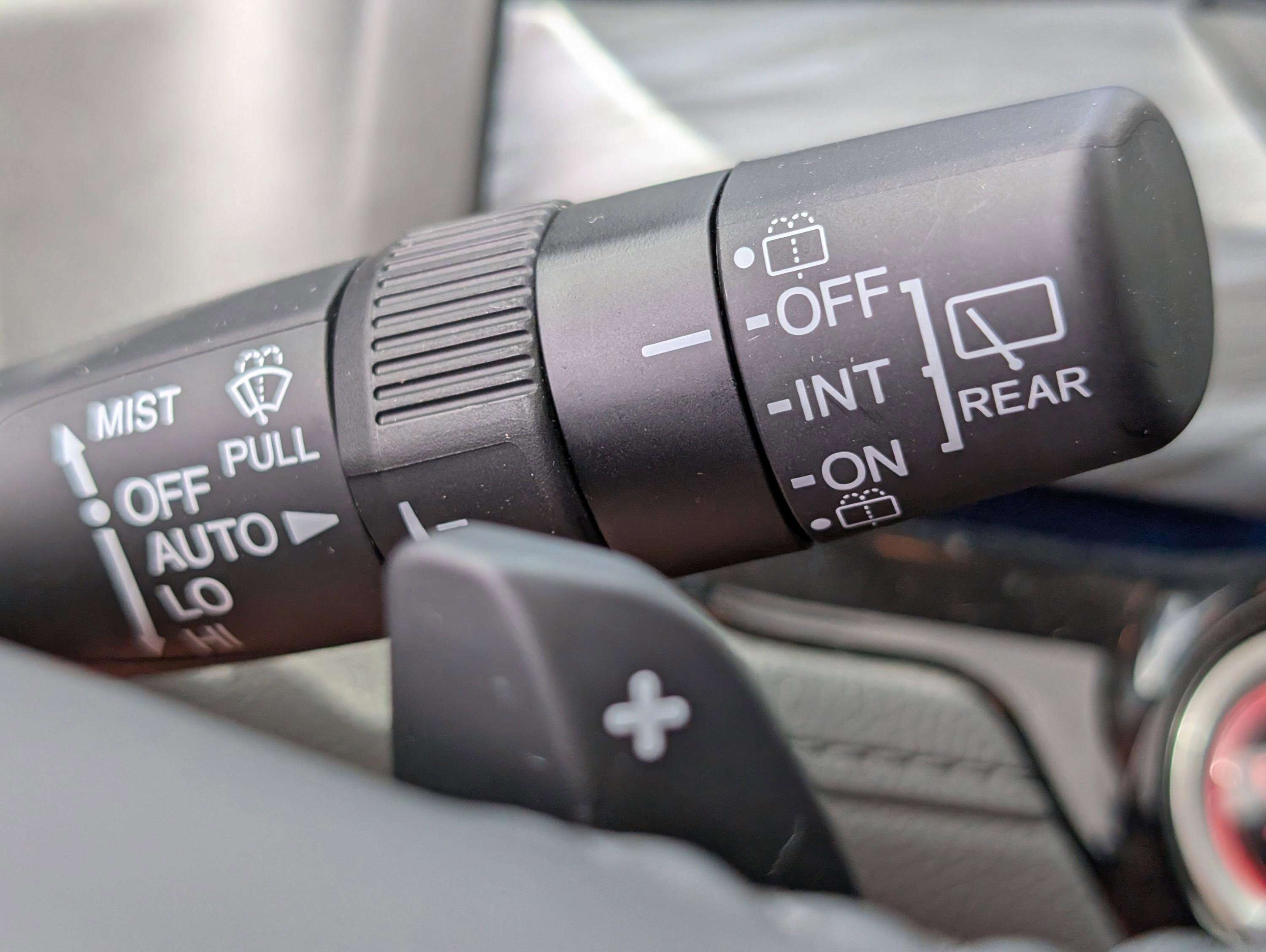 Used 2025 Honda Odyssey Elite image 28