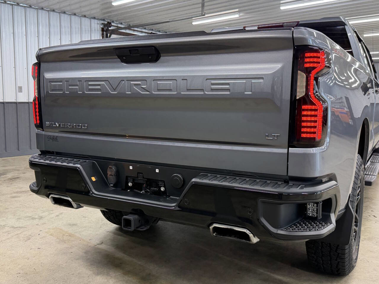 Used 2021 Chevrolet Silverado 1500 LT Trail Boss w/ Convenience Package II image 7