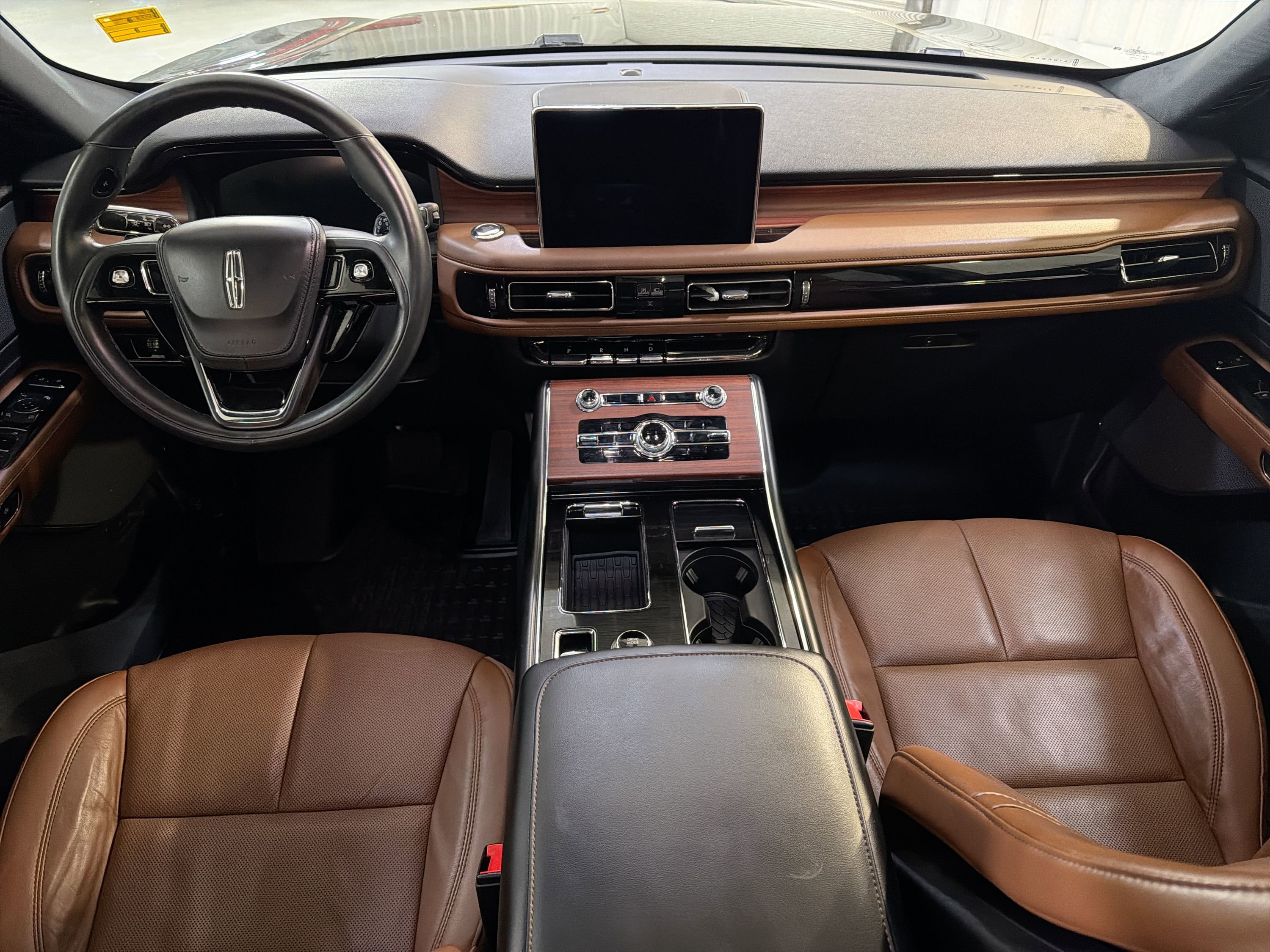 Used 2023 Lincoln Aviator Reserve w/ Elements Package Plus image 23