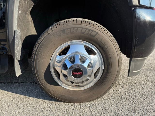 Used 2019 GMC Sierra 3500 Denali w/ Duramax Plus Package image 8