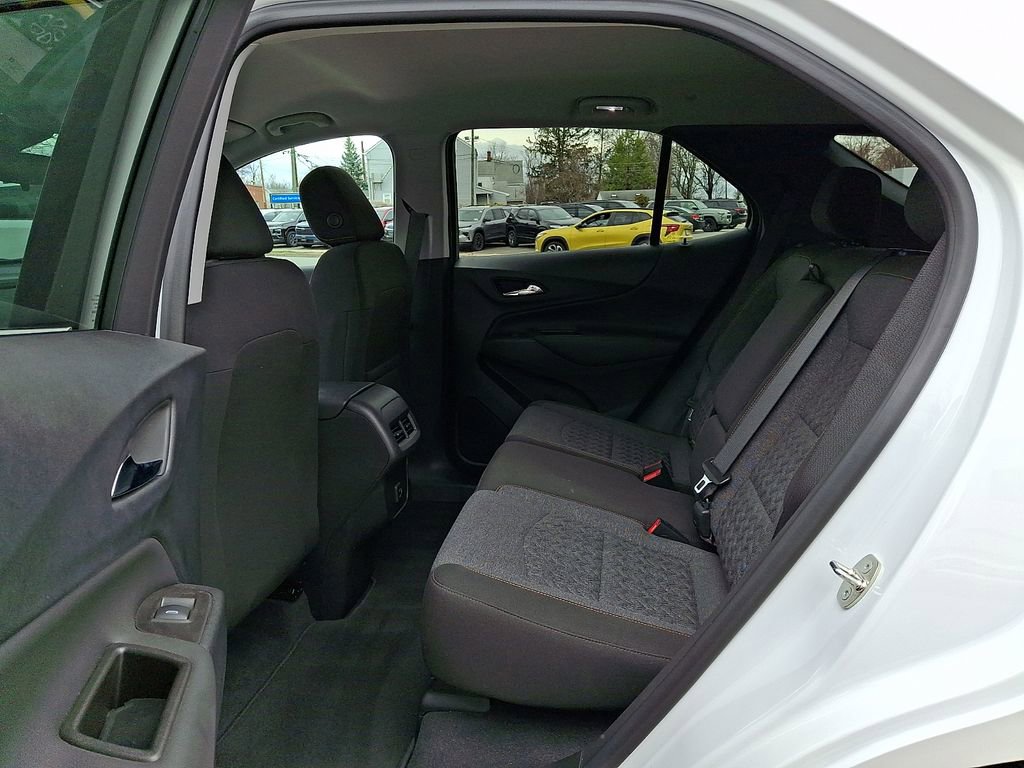 Used 2023 Chevrolet Equinox LT image 11