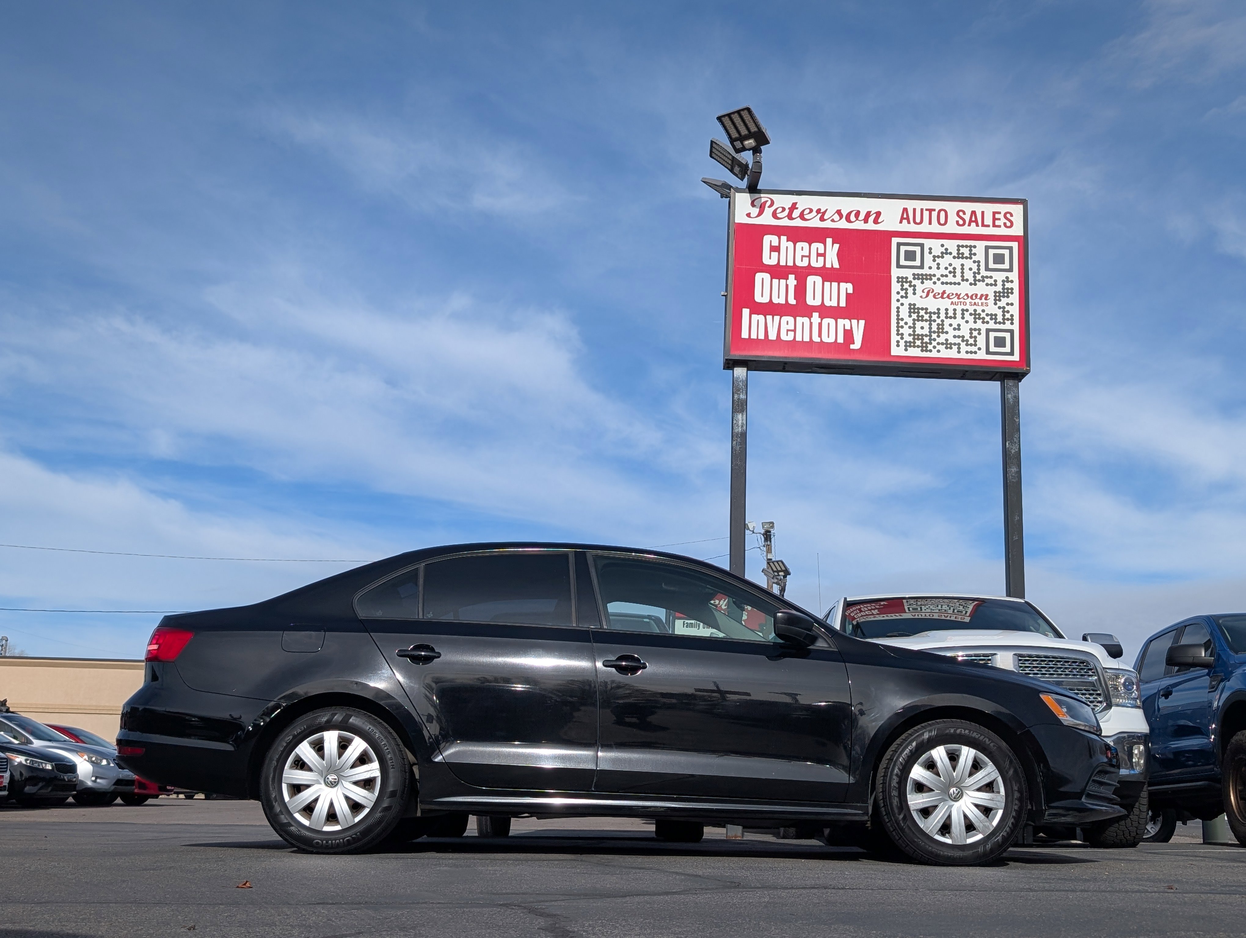 Used 2015 Volkswagen Jetta S image 3