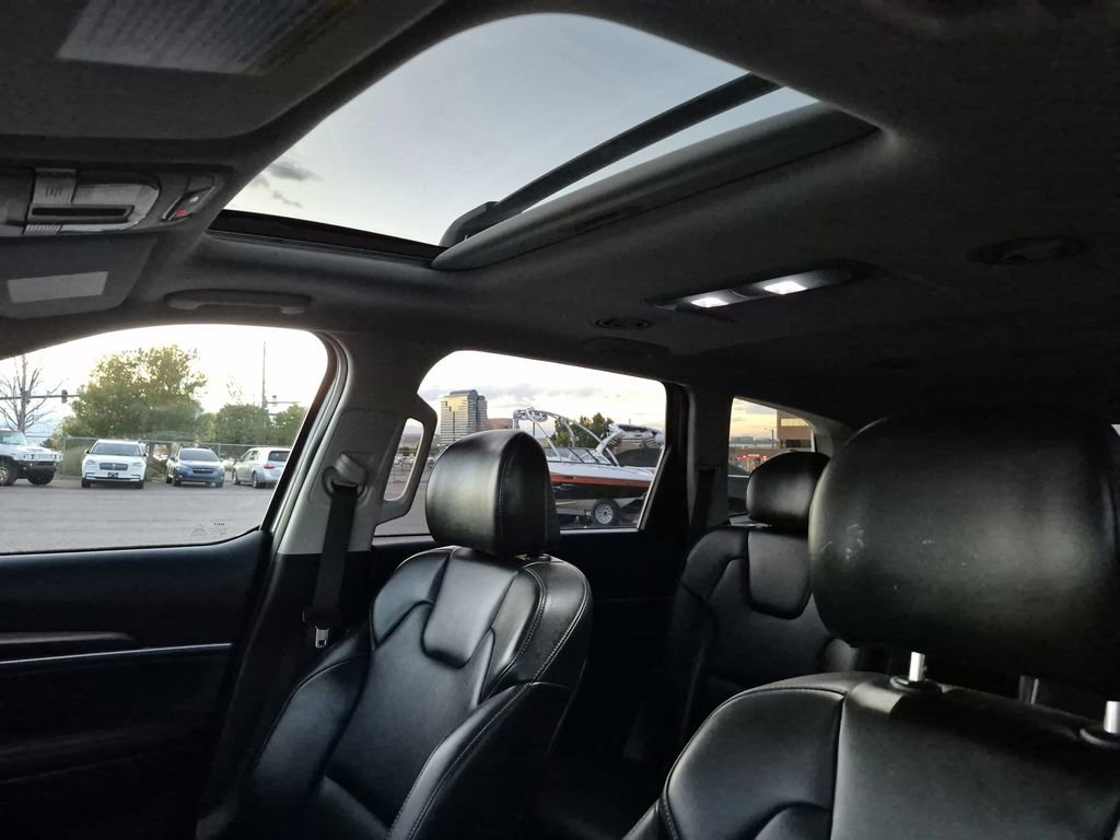 Certified 2025 Kia Telluride S image 13