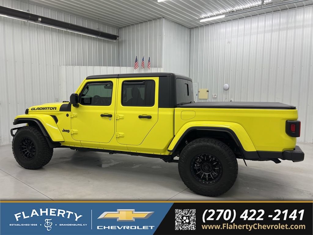Used 2023 Jeep Gladiator Sport AWD/4WD image 5