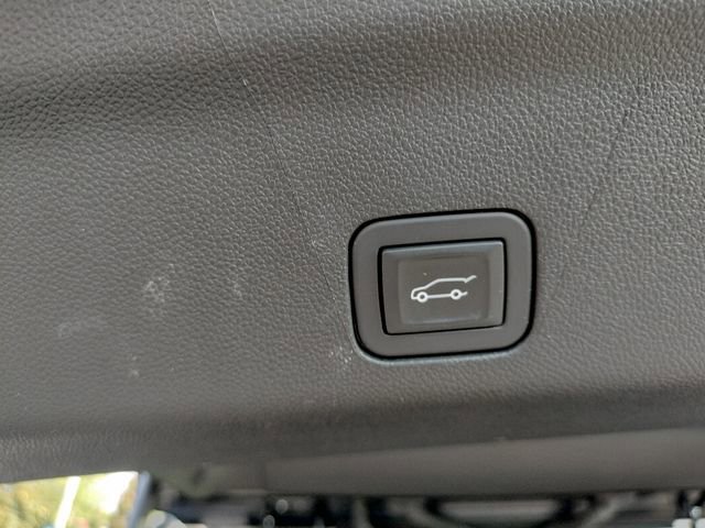 Used 2023 Chevrolet Tahoe Z71 image 15