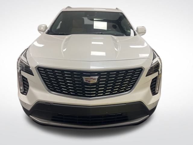Used 2020 Cadillac XT4 Premium Luxury w/ Enhanced Visibility Package image 8