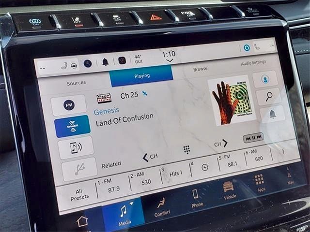 New 2024 Jeep Grand Cherokee Limited 4xe w/ Luxury Tech Group II image 15