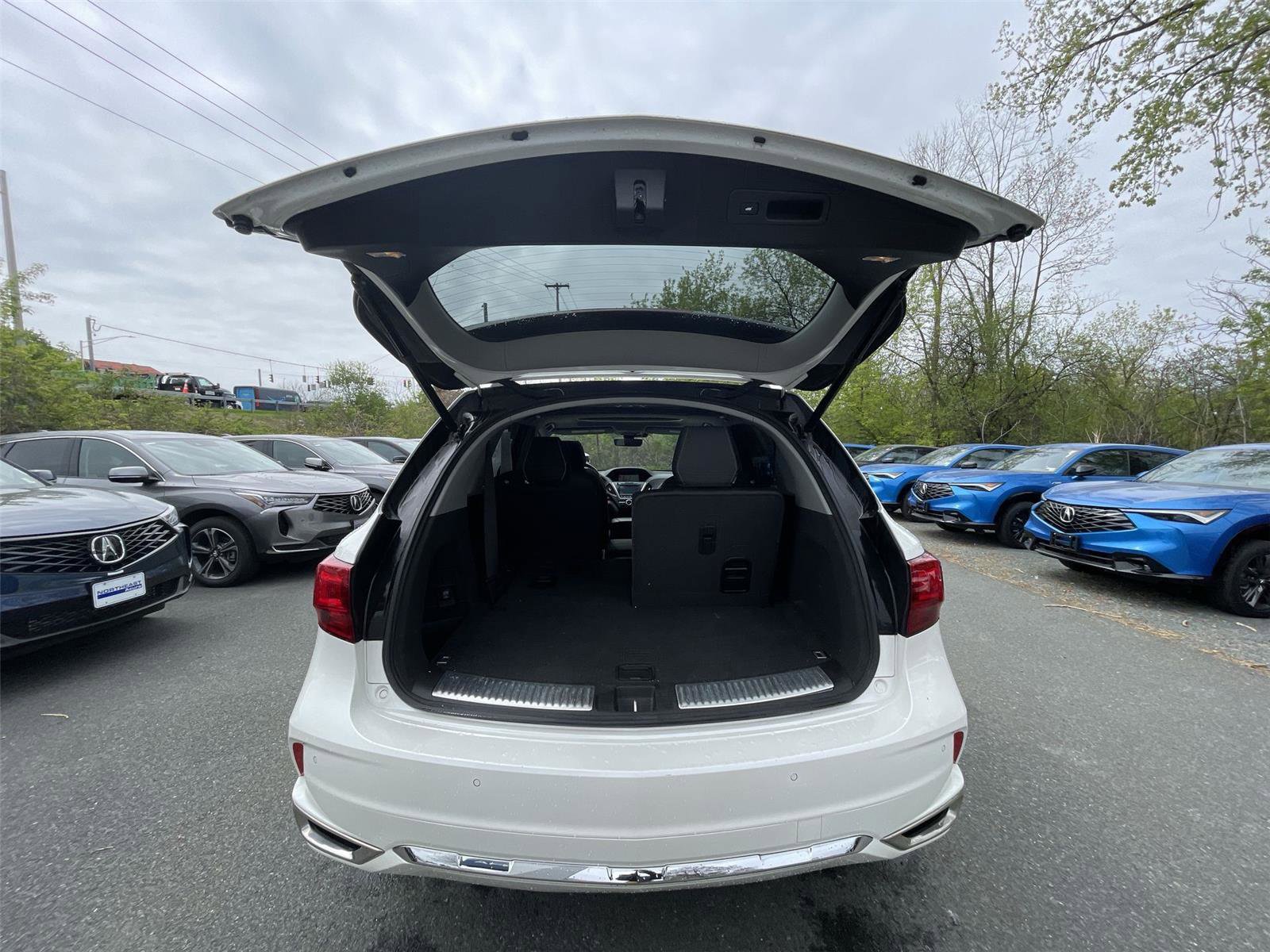 Used 2018 Acura MDX Sport Hybrid w/ Advance Pkg AWD/4WD image 25