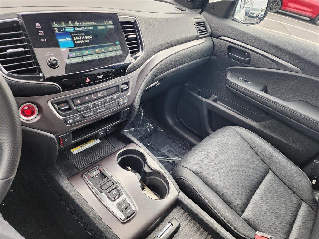 Used 2023 Honda Passport EX-L image 28
