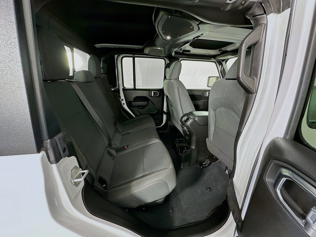 Used 2024 Jeep Gladiator Sport image 26