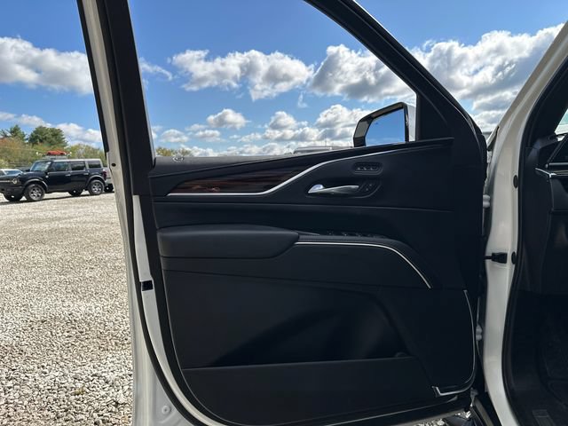 Used 2024 Cadillac Escalade Premium Luxury w/ Touring Package AWD/4WD image 27