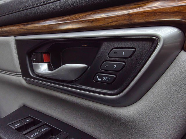 Used 2019 Honda CR-V Touring image 31