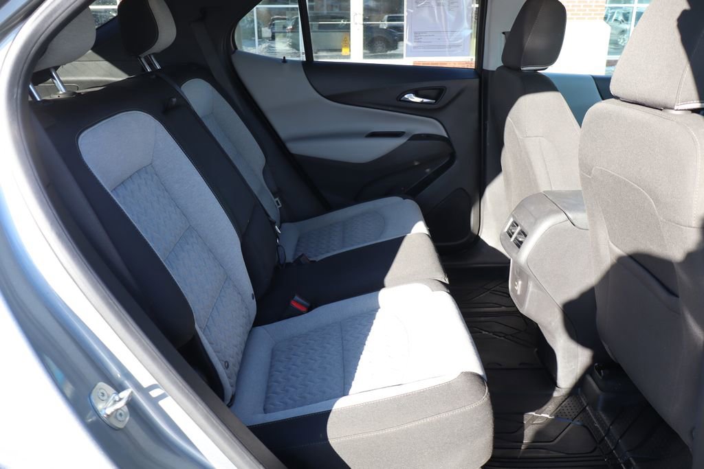 Used 2023 Chevrolet Equinox LS w/ LS Convenience Package image 38