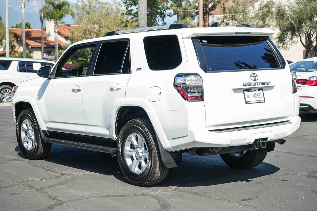 Used 2023 Toyota 4Runner SR5 AWD/4WD image 4