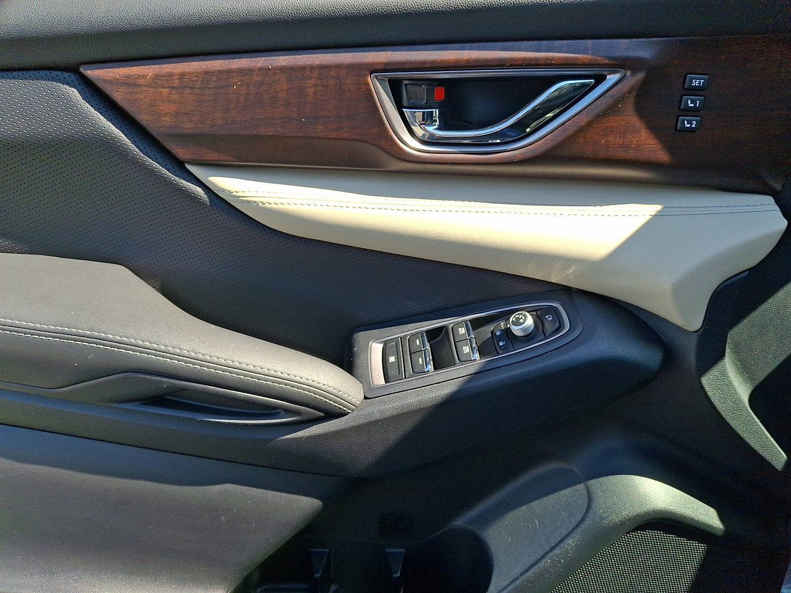 Used 2022 Subaru Ascent Touring AWD/4WD image 11