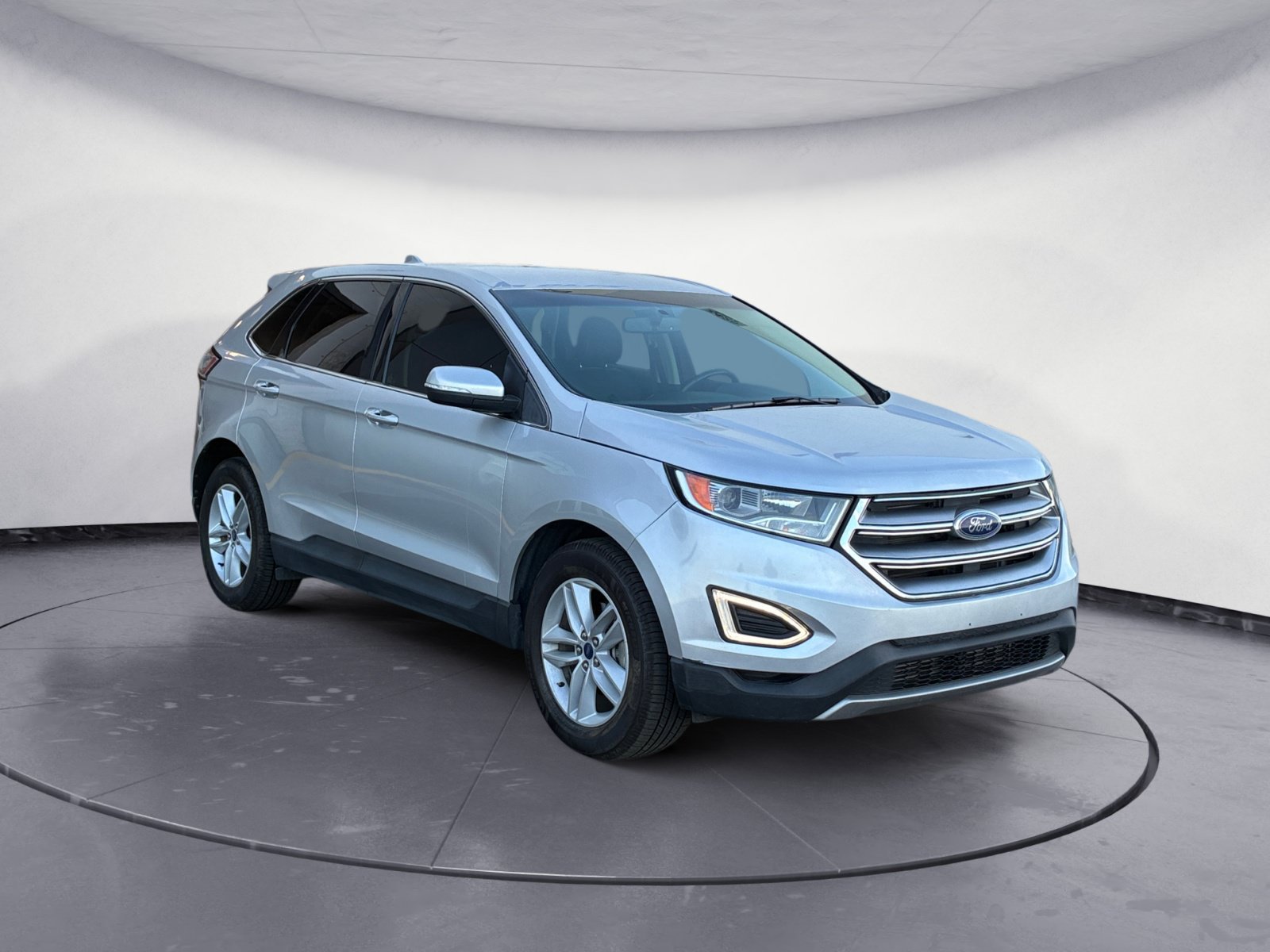 Used 2018 Ford Edge SEL w/ Equipment Group 201A FWD image 7