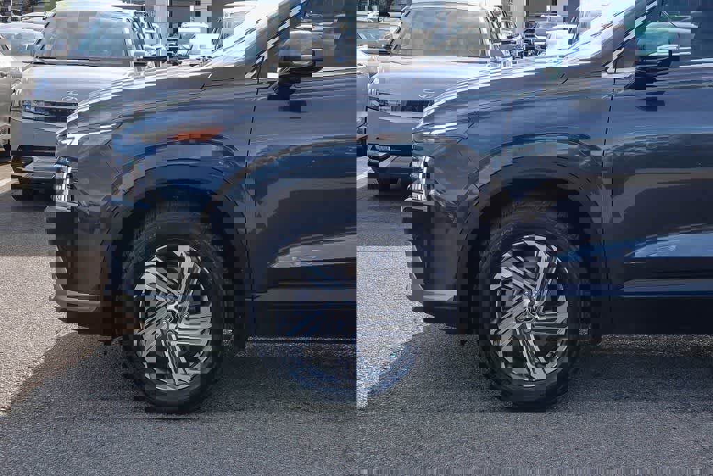 Used 2023 Hyundai Santa Fe SEL w/ Cargo Package image 9