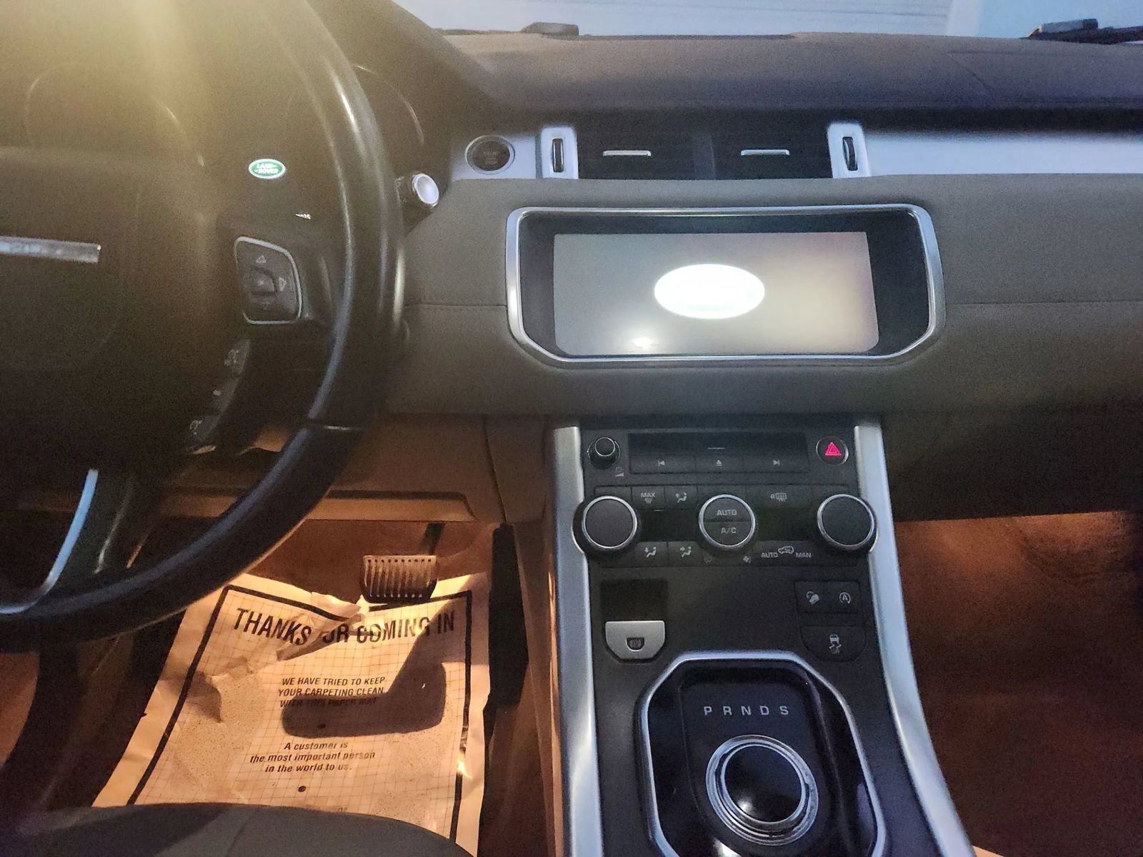 Used 2017 Land Rover Range Rover Evoque SE AWD/4WD image 21