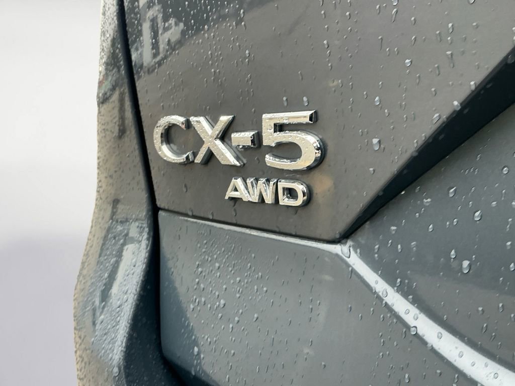 Used 2025 MAZDA CX-5 Carbon Edition image 23