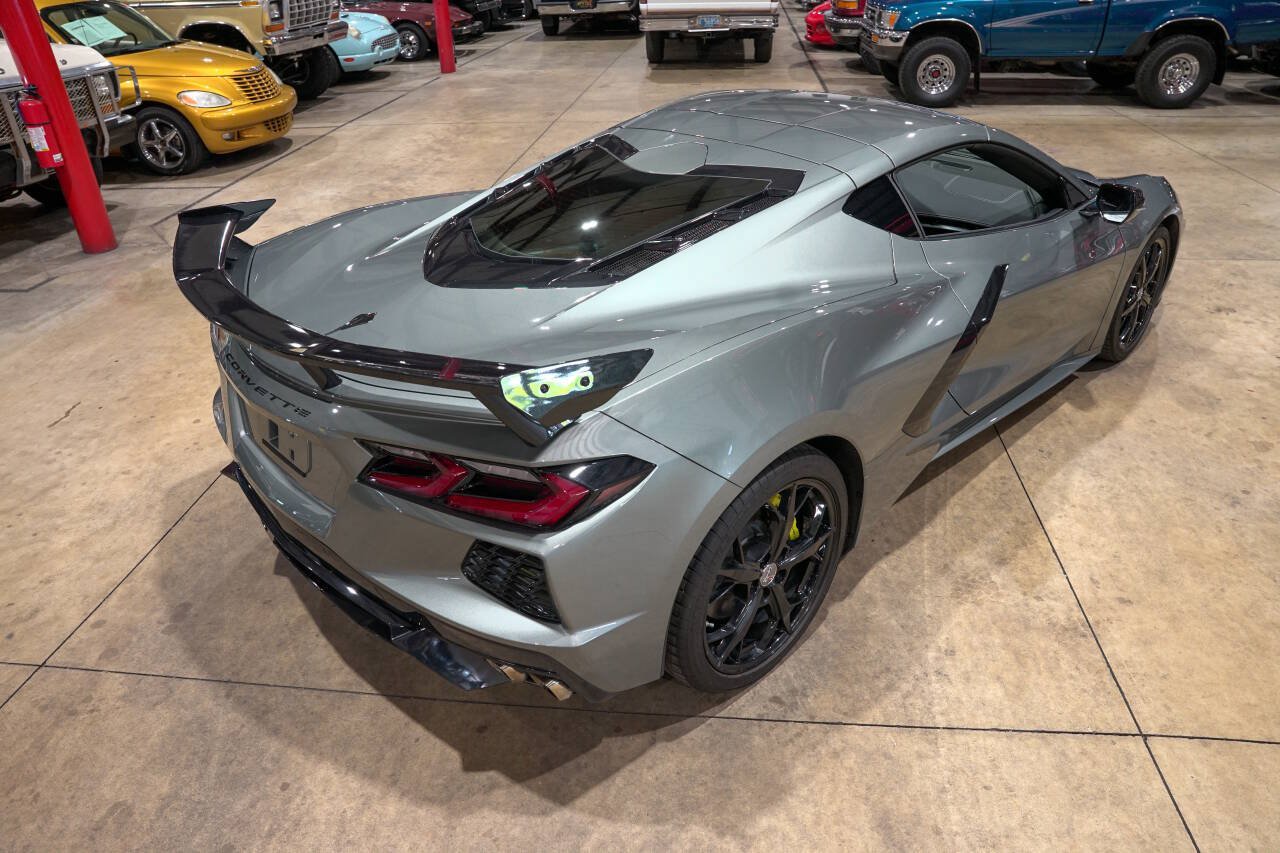 Used 2022 Chevrolet Corvette Stingray Coupe w/ 1LT RWD image 17