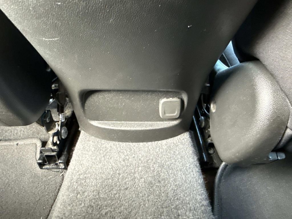 Used 2023 Chevrolet Malibu LT image 25