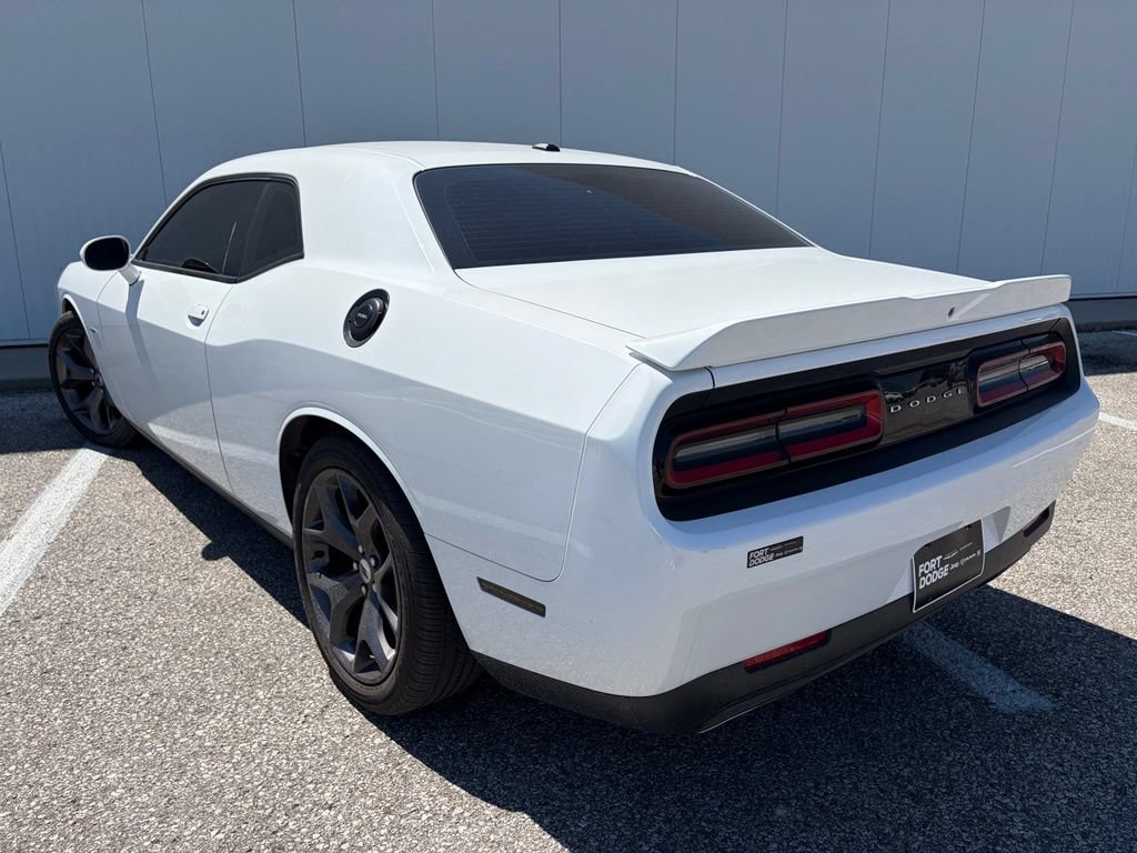 Used 2019 Dodge Challenger R/T RWD image 5