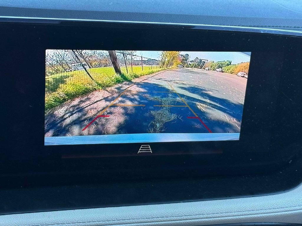 Used 2024 Buick Encore GX Avenir w/ Avenir Convenience Package AWD/4WD image 23
