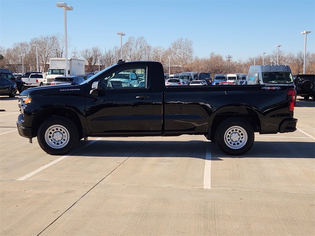 Used 2025 Chevrolet Silverado 1500 W/T w/ WT Value Package image 4