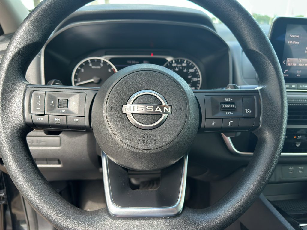 Used 2024 Nissan Rogue S AWD/4WD image 13