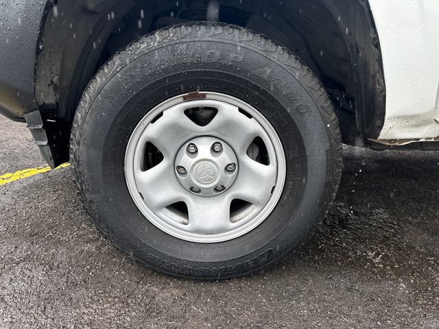 Used 2020 Toyota Tacoma SR5 RWD image 24
