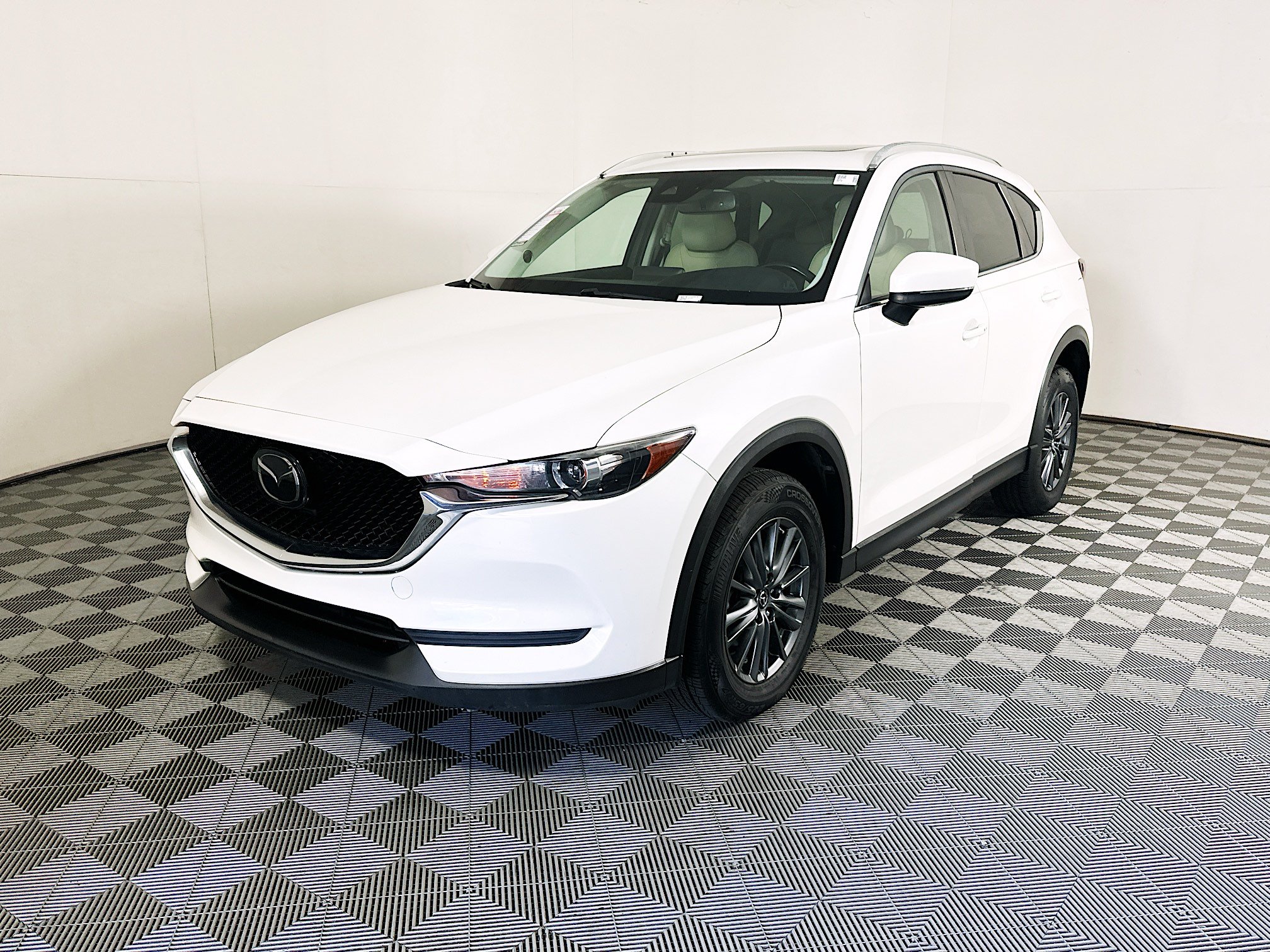 Used 2019 MAZDA CX-5 Touring FWD image 7